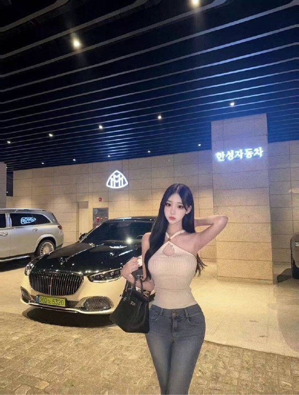 CD202077🏠百醇 168只外出0整 四川川美 短暂留成都 纯兼职168 C  03年全身肤白 无纹身 态度好 魔鬼身材给您皇帝般享受，欢迎预定