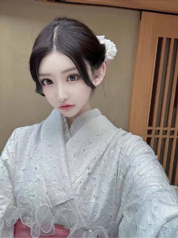 CD202077🏠百醇 168只外出0整 四川川美 短暂留成都 纯兼职168 C  03年全身肤白 无纹身 态度好 魔鬼身材给您皇帝般享受，欢迎预定