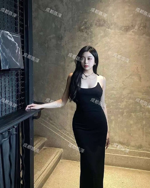 CD18成都陈泽🏠极品一字马御姐成都168D一字马 短期兼职height: 168cup: 75D+hobby: 健身高素质性格好温柔甜美 无风尘味无纹身软萌女友百分百纯天然蜜臀.