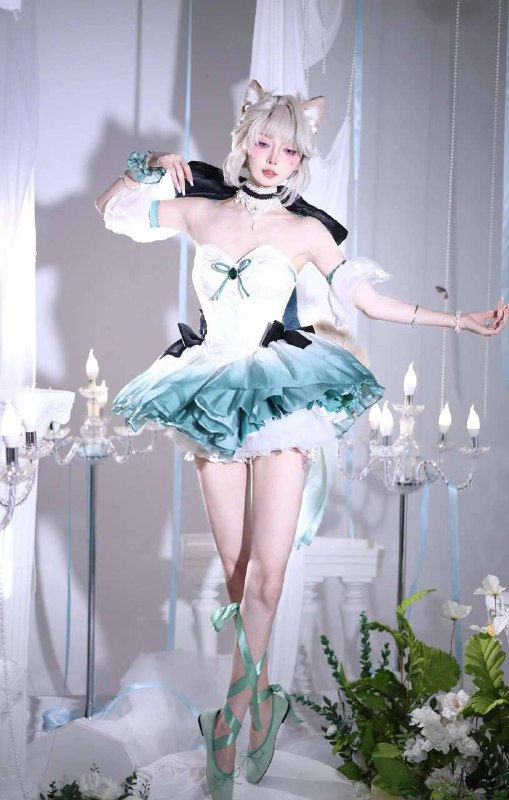 成都阿宁🏠独家硬5，原神小红书博主极品COSPLAY小红书博主首次下水无纹身懂礼貌情商高身高170年龄 06年体重41kg胸围天然C+kiss裸吹舌吻69制服丝袜水多紧致音质极佳身体柔软配合度高白三点粉嫩前凸后翘.