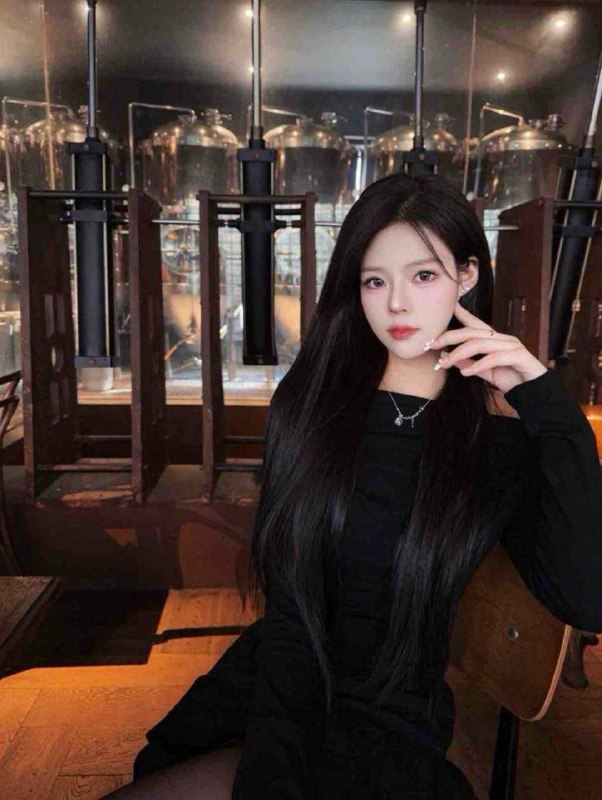 CD17★身高175·体重90·天然C★ 圈外女友→短期兼职‍‍‍‍‍═══✧ 碧玺·真照· ✧═══爱好·唱歌·跳舞·书法·健身·滑雪·游泳高素质 ·高情商·高学历性格温柔·迷情投入·粉嫩桃穴·敏感易湿洋气少女｜纯欲天花板｜风格多变個人簡介：茫茫人海相遇就是緣‍─────♥𝐅𝐈𝐑𝐒𝐓𝐆𝐈𝐅𝐓♥─────所有照片视频均为生活中拍摄✤