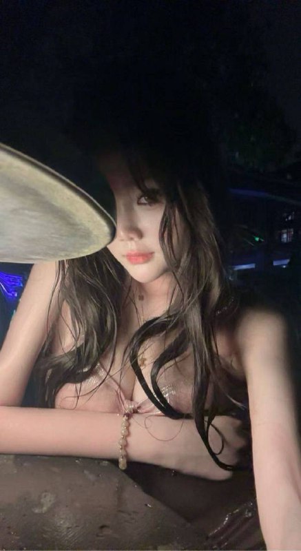 18岁，可查身份证