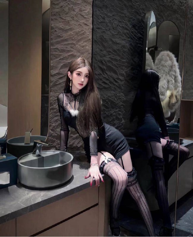 18岁，可查身份证