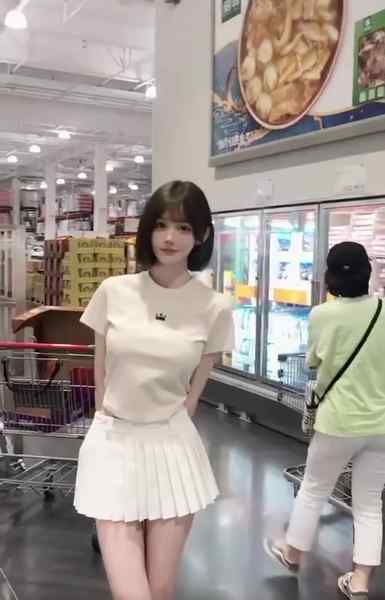 汤圆-极品白小纯-性感尤物