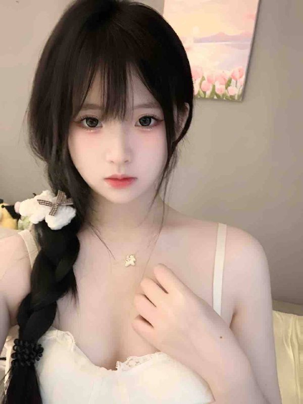 ——————————☎️花哥客服：@AnnaGJ168🤖双向联系：@AnnaGJ168bot👗交流大群：@AnnaGJ168