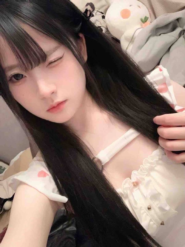 ——————————☎️花哥客服：@AnnaGJ168🤖双向联系：@AnnaGJ168bot👗交流大群：@AnnaGJ168