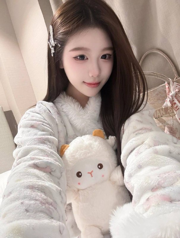 CD书书🏠06 165C（天然真实）声音甜美 皮肤雪白无疤痕性格温柔 最佳女友款👩- 筷子腿 腰臀13超级好 技巧多多-🉑️kiss 69 全面配合🉑️✌️-假赔，不喜赔，只接素质k‼️易抽搐 高潮爱叫“爸爸