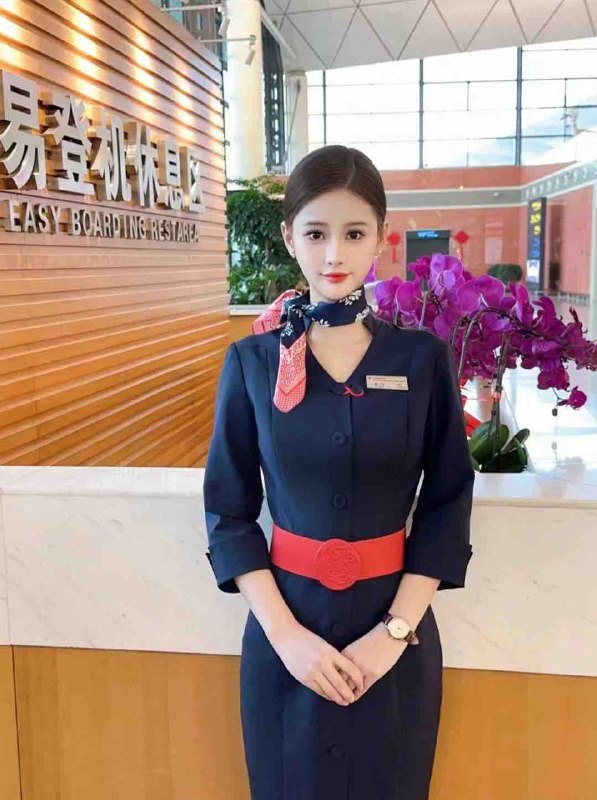 成都小飞🏨00年 净175 E真实空乘