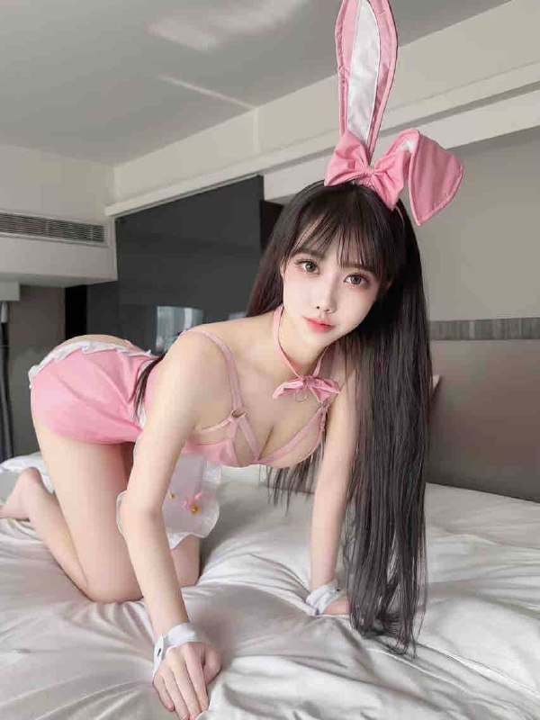 177 模特下海 Kk短期兼职 体重50kg🐻C➕年龄 00🉑69 蛇纹 共浴🚗震 双飞