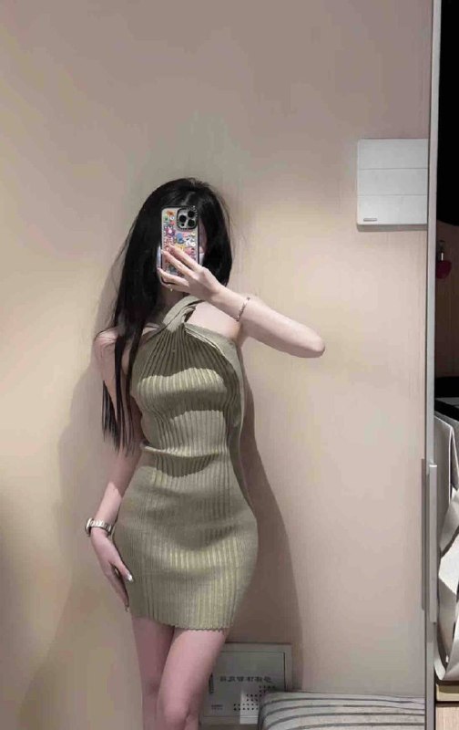 书书🏠“一见钟情是灵魂认出了对方”身高：165体重：𝟒6 𝐤𝐠年龄:   20岁罩杯:   C 𝐜𝐮𝐩知书达理  肯定讓妳對这次约会流连忘返♡情商智商高 听话懂事