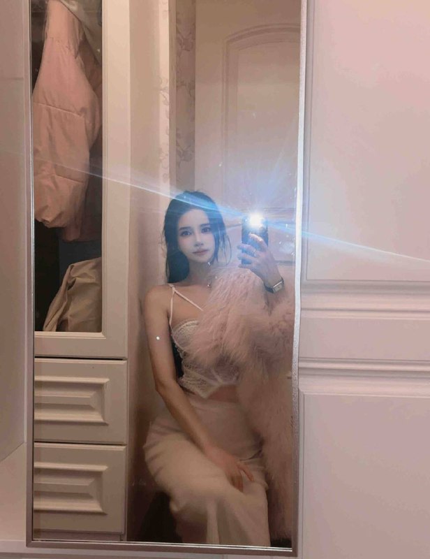 成都 No.1 成都某品牌店自营业主㊙️175D肤白貌美大长腿类型 北方女孩性格超级随和 有🐻有P 只偶尔兼职真实1/4中俄混血➕少数名族🩵🩵