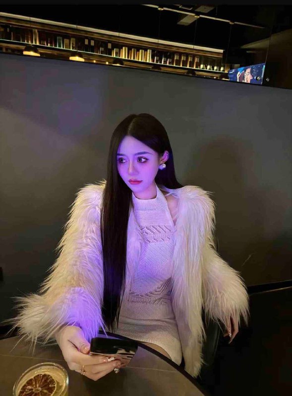 忧伤🏠武侯03 168 D极品御姐•In：成都•Age年龄：03•Height净身高：168•Bust胸围：D•Occupation职业：小提琴真实三点粉•爱好：阅读、绘画、小提琴、旅行、竞技等•特长①： 青春的body1. 巨巨巨修长匀称的筷子🥢腿2. 雪白紧致细滑的皮肤3. 高耸坚挺的大🐻青春无敌4. 紧致弹性的欧美蜜汁翘🍑囤•特长②：有趣的灵魂1. 兴趣爱好广泛2. 生活简单有趣3. 热爱生活且有态度4.可69 蛇纹 不接醉酒k