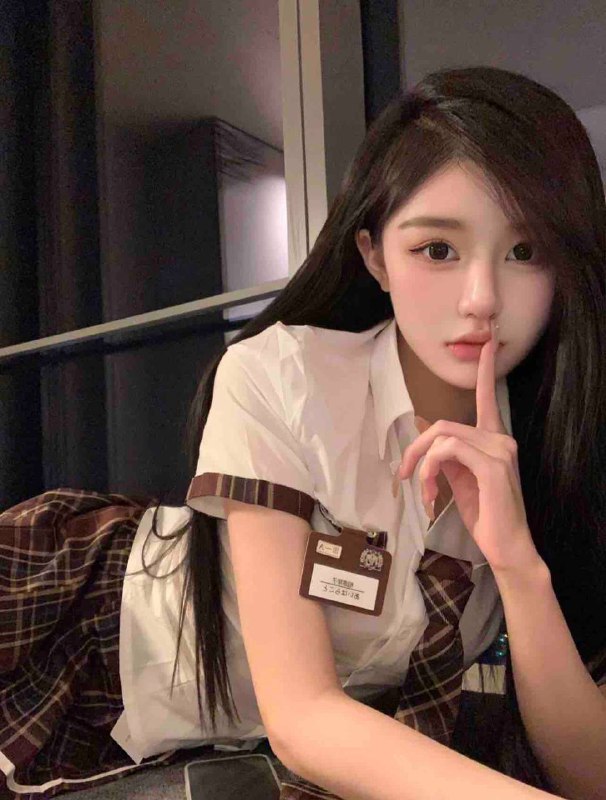 极品❤️人兼职性感纯欲 打扮洋气 前凸后翘 A4小蛮腰🍑臀五官精致皮肤白皙无纹身 性格温柔情商高 配合度高 素质高🔥好不事• 𝐇𝐞𝐢𝐠𝐡𝐭身高/170 00年• 𝐖𝐞𝐢𝐠𝐡𝐭体重/ 98• 𝐁𝐮𝐬𝐭胸围/ D纯天然软呼呼 小乐