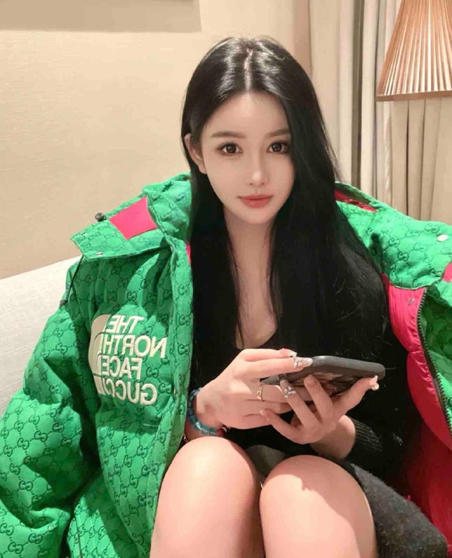 成都极品新人  书书独🏠🈚️盯• 169。D。年龄02年•皮肤白皙  温柔如水嗲声嗲气• 圈外兼职 积极配合超级五星好评支持各种验证