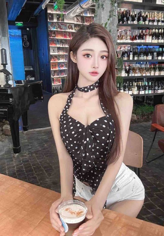 真实车模 模特180 c 00后