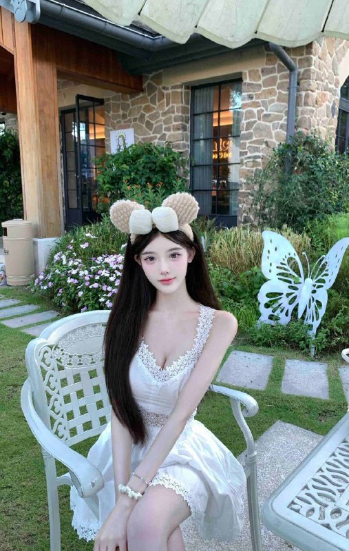 成都书书🏠真实在读研究生兼职168C全身雪白 三点粉 擅长钢琴  绘画谈吐大方有素质 贴心温柔女友感❤️up up～真人真照假照赔总