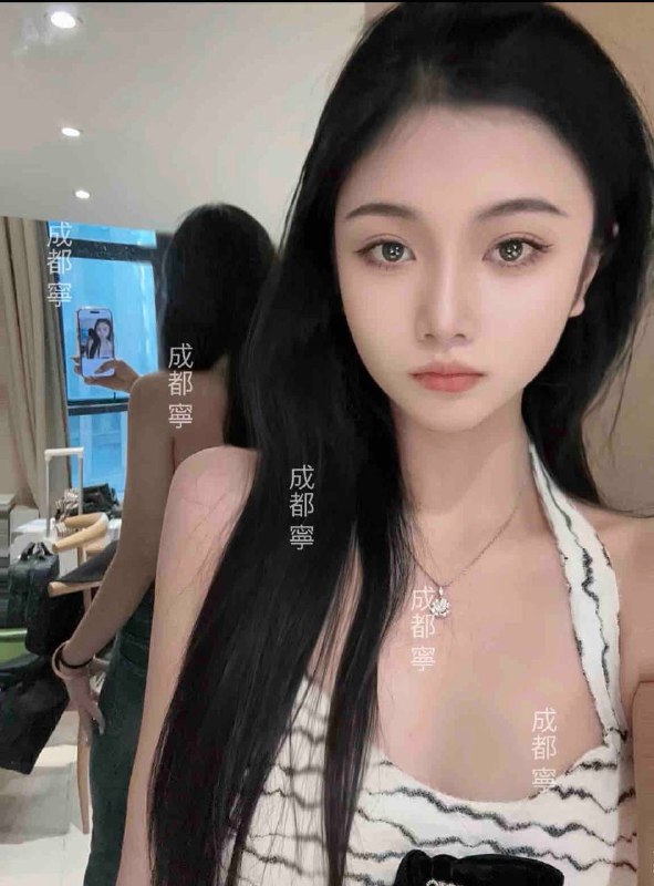 成都  寧🏠168C🦜5起#成都🐝06学妹真人🉑️验证，支持指定验证🈲️冒，冒必纠• 𝐇𝐞𝐢𝐠𝐡𝐭✨身高/168• 𝐁𝐮𝐬𝐭✨胸围/C皮肤雪白 氵多热情