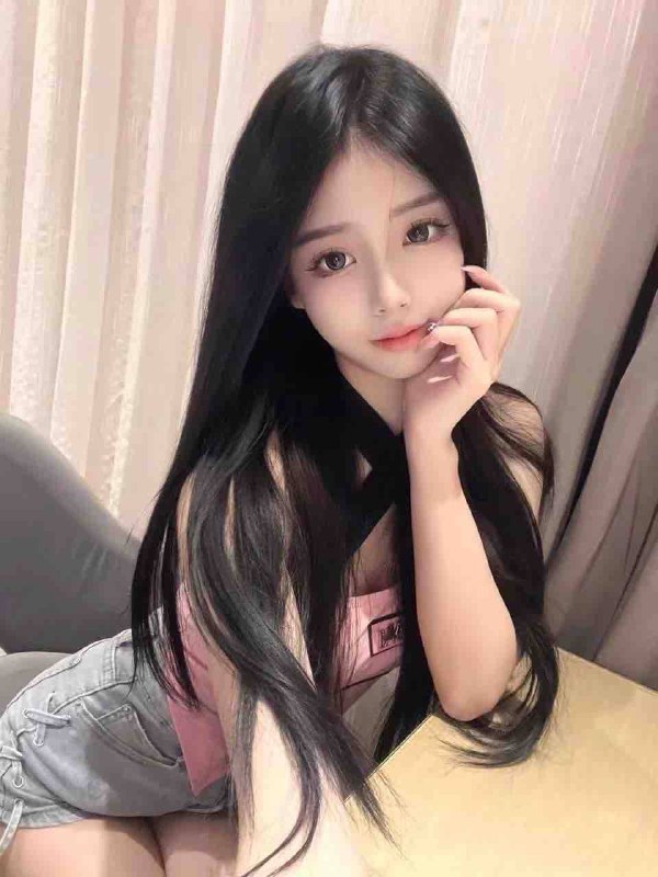 清纯美少女ʜɪɢʜᴛ/170ᴄᴍ ·ᴡᴇɪɢʜᴛ/𝟒𝟓 ᴋɢ ·Bust/𝟑𝟒C▪️𝐀𝐠𝐞年龄/ 𝟎𝟐年▪️Occupation/小紅薯人气博主 主播▪️Hobby /  游戏 旅游 拍照 密室 美食气质：百变风格 可纯可欲 洋气甜美性格：高级素质 高端谈吐 温柔可人南方浙江女孩  真人真照  纯属兼职 ～🎶