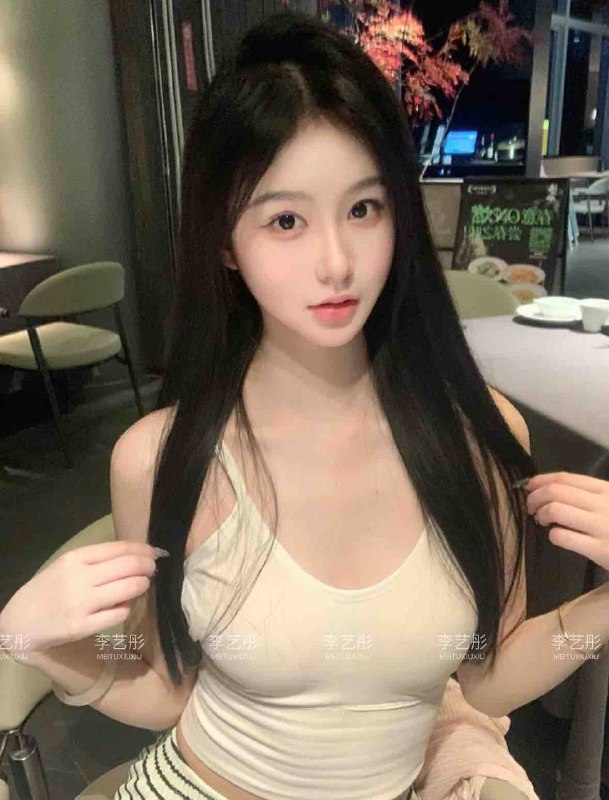 ✦𝐇𝐞𝐢𝐠𝐡𝐭身高/170✦𝐖𝐞𝐢𝐠𝐡𝐭体重/90✦𝐁𝐮𝐬𝐭胸围/Djp洋气纯欲    前凸后翘   皮肤白 传媒学生🧑‍🎓不催不事  只见素质- 成都”李艺彤🏠