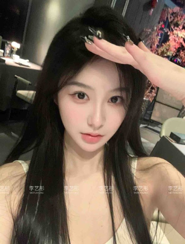 ✦𝐇𝐞𝐢𝐠𝐡𝐭身高/170✦𝐖𝐞𝐢𝐠𝐡𝐭体重/90✦𝐁𝐮𝐬𝐭胸围/Djp洋气纯欲    前凸后翘   皮肤白 传媒学生🧑‍🎓不催不事  只见素质- 成都”李艺彤🏠