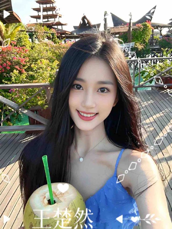 真实身高：171 19岁学妹兼职，童颜巨乳D🉑🐍吻，经常健身有马甲线，🉑随意验证