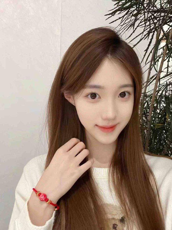 成都2077➕gzs成都东站极品 清纯气质声优妹妹  温柔似水身高170 体重92  C🐻服务一流🔥好💦多🉑69 好配合度高各种衣服可以选  自带🏠