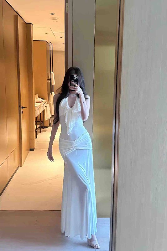 碧玺 大蜜 网红款胸围Bust:🐻36c身高  Height:  170cm体重Weight:  96kg年龄 Date of birth：01年