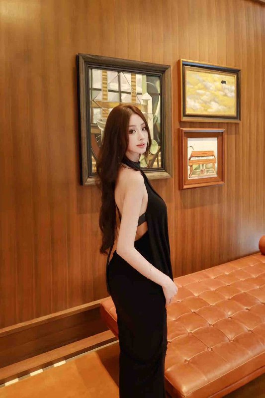 碧玺 大蜜 网红款胸围Bust:🐻36c身高  Height:  170cm体重Weight:  96kg年龄 Date of birth：01年