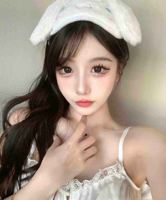 一字马舞蹈生无整清纯可爱净身高172     51kg真胸D➕完美胸型无整容纯天然舞蹈生会性感热舞会一字马会按摩微肉 喜廋勿扰可现场p一字马   下腰   极品女友坐标：成都洪豪酒店（九金街58号）