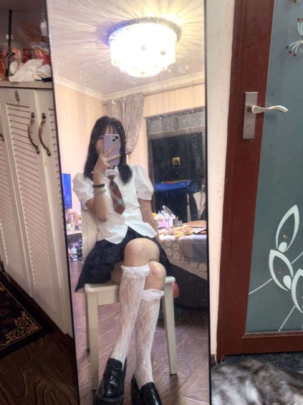 #重庆水原希子纯兼职马甲线体育生。height:170age:05weight:48kgbust:34b重庆某体育学院大三学生体育专业学生纯兼职,唱歌好听,身材很好高高瘦瘦的女孩子 不事儿很温柔本人性格超级好 ,肤白貌美大长腿前凸后翘。有马甲线,白天上课,只有晚上兼职。以上资料都是真实的