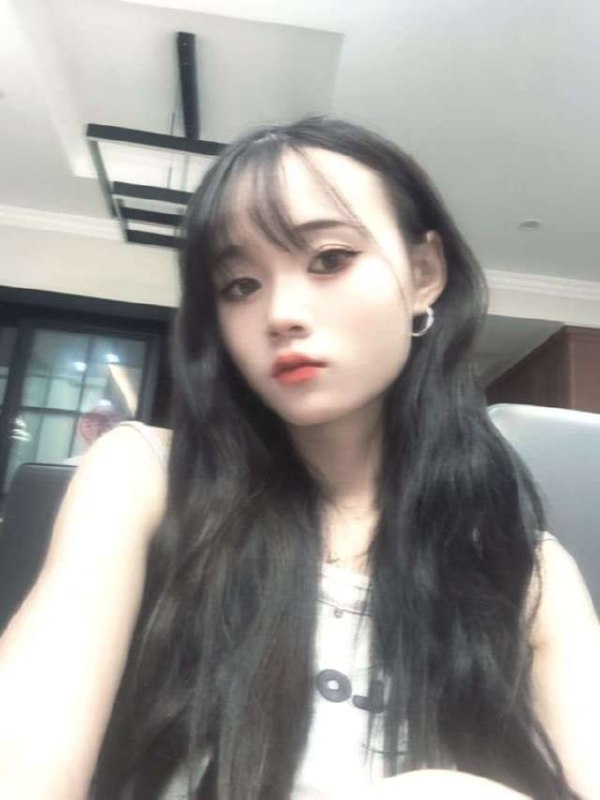 #重庆水原希子纯兼职马甲线体育生。height:170age:05weight:48kgbust:34b重庆某体育学院大三学生体育专业学生纯兼职,唱歌好听,身材很好高高瘦瘦的女孩子 不事儿很温柔本人性格超级好 ,肤白貌美大长腿前凸后翘。有马甲线,白天上课,只有晚上兼职。以上资料都是真实的