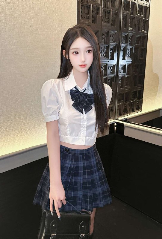 #重庆水原希子• 𝐀𝐠𝐞/年龄   20    𝐁𝐮𝐬𝐭/胸围c• 𝐇𝐞𝐢𝐠𝐡𝐭/净高170  𝐖𝐞𝐢𝐠𝐡𝐭/体重 95