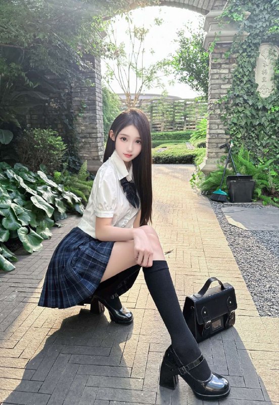 #重庆水原希子• 𝐀𝐠𝐞/年龄   20    𝐁𝐮𝐬𝐭/胸围c• 𝐇𝐞𝐢𝐠𝐡𝐭/净高170  𝐖𝐞𝐢𝐠𝐡𝐭/体重 95