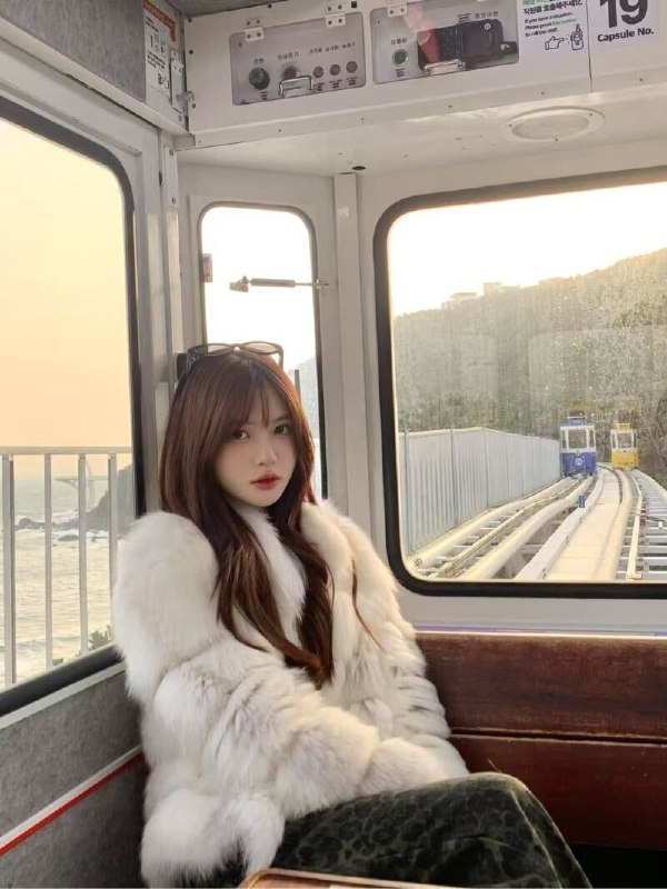 #重庆水原希子纯兼职 短开𝐇𝐞𝐢𝐠𝐡𝐭身高/172• 𝐖𝐞𝐢𝐠𝐡𝐭体重/95• 𝐁𝐮𝐬𝐭胸围/ 真🐻E• 𝐀𝐠𝐞年龄/21爱好：滑雪⛷️射箭🏹高尔夫🏌️‍♀️中央民族大学打扮洋气  蜜🍑臀