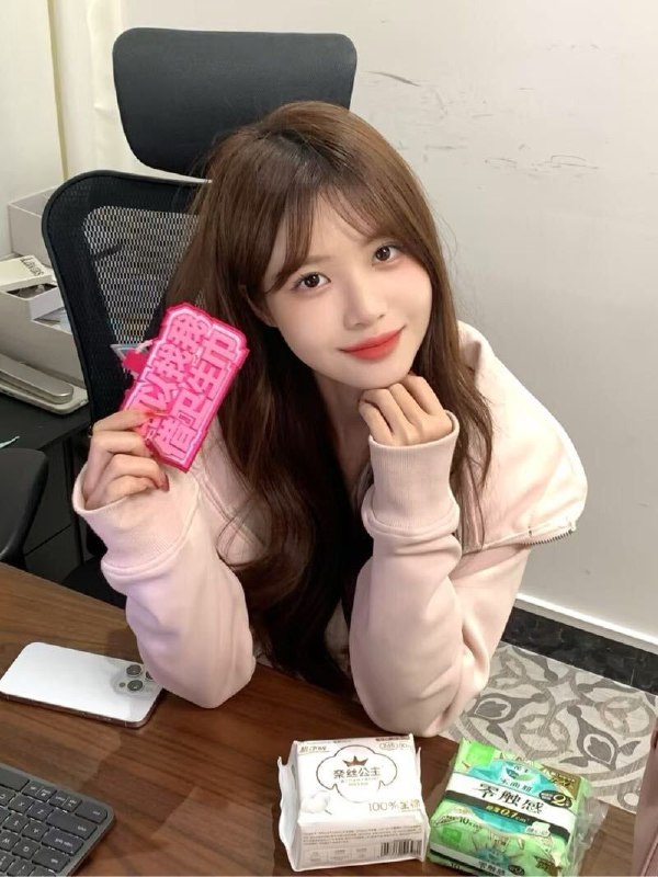 #重庆水原希子纯兼职 短开𝐇𝐞𝐢𝐠𝐡𝐭身高/172• 𝐖𝐞𝐢𝐠𝐡𝐭体重/95• 𝐁𝐮𝐬𝐭胸围/ 真🐻E• 𝐀𝐠𝐞年龄/21爱好：滑雪⛷️射箭🏹高尔夫🏌️‍♀️中央民族大学打扮洋气  蜜🍑臀