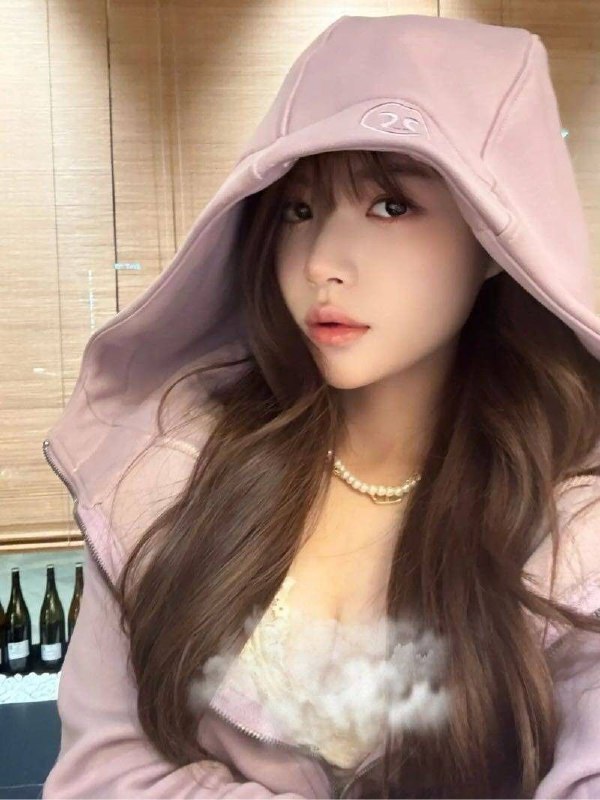 #重庆水原希子Height/  171Weight  /  96Chest    /    DAge       /  04温柔女友型第一次下水，一个导师不认识温温柔柔/乖巧服从性好只接有素质的客户 请哥哥温柔对待