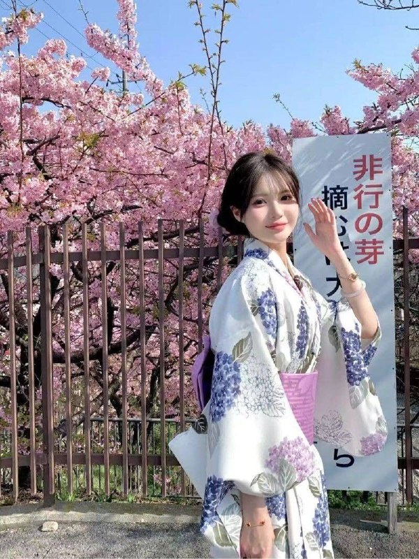 #重庆水原希子Height/  171Weight  /  96Chest    /    DAge       /  04温柔女友型第一次下水，一个导师不认识温温柔柔/乖巧服从性好只接有素质的客户 请哥哥温柔对待