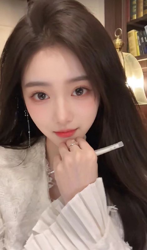 #重庆水原希子Height/  165mWeight  /  90Chest    /    DAge       /  05温柔女友型第一次下水，一个导师不认识温温柔柔/乖巧服从性好只接有素质的客户 请哥哥温柔对待