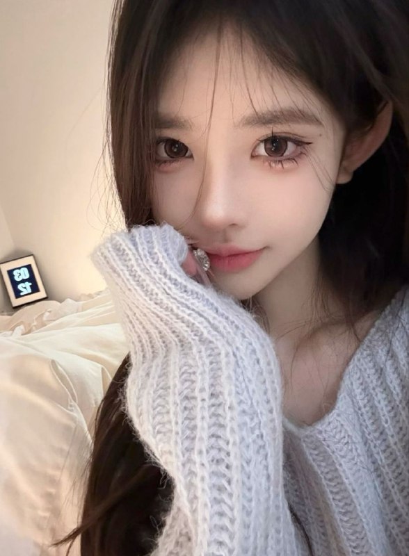 #重庆水原希子：171体重：45kg🐻c年龄：19兴趣：画画 唱歌💓💓真实一线天 馒头名器 清冷纯欲系 可萌可御可骚 反差感拉满 超绝筷子腿 a4腰 全身冷白皮 第一次下💦💓💓才破处三个月 上粉下粉 会英文国画专业懂艺术知识高情商沟通  女友式服务～艺术在读生 纯兼职✨山海自有归期， 风雨自有相逢✨