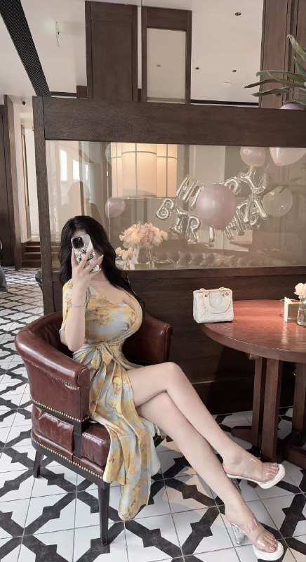 #重庆水原希子175气质大蜜F杯💖身高175🐻FFF（真实🈚️整）谈吐优雅  皮肤雪白🔥好💦多不事🉑🐍👄🉑👠🉑丝袜🉑✌️🉑伴游真实🈚️假