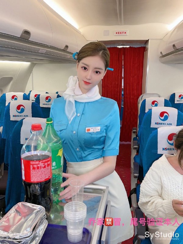 #重庆水原希子身高170🐻d高大上 皮肤白皙光滑！平时穿搭丝袜高跟鞋👠说话情商高，素质高！淑女又风骚！值得体验！待🉑️如乘客，待🉑️如好友！服务0差评刚下💧川妹子😇