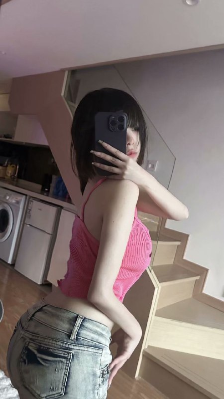 #重庆水原希子萝莉无整无纹身）只外年龄06身高：163 cm体重：42kg🐻：D🉑鸳鸯戏水，情趣，角色扮演，口爆，毒龙，🐍吻，脚踩，胸推🈲🈚套🈲液体🈲✈️照片都是本人，衣服都有