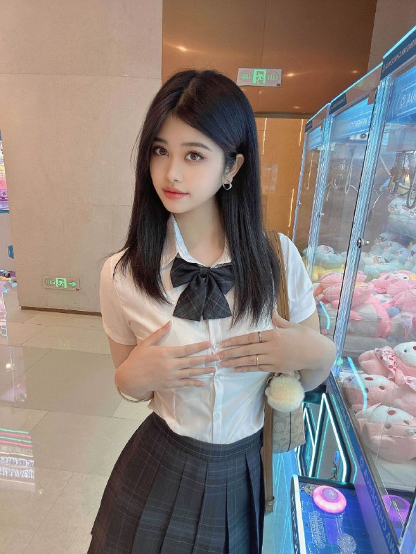 #重庆水原希子•Height身高172 •Weight体重/50kgBust胸围/胸F •Age 年龄/00💗不事不催 待课如男友💗清纯纯欲款 初恋女友感💗纯天然零整容 皮肤雪白干净💗乖巧听话 性格超好💗高情商 主打服务