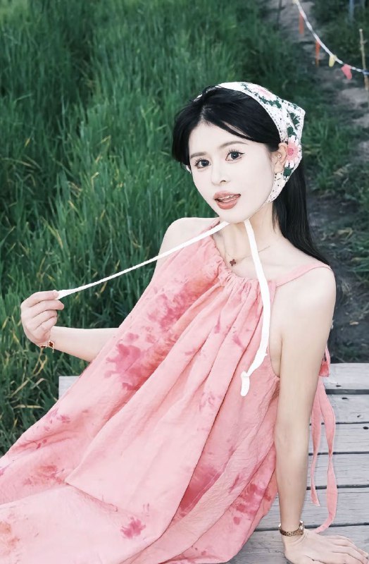 #重庆水原希子04年   在校大学生🎀身高165 体重93🐻E🎀🈚️整容 娇小可爱乖乖 可甜可御💧多多 极度配🈴️（喜瘦勿扰 腰上无赘肉）声音好听 轻微M属