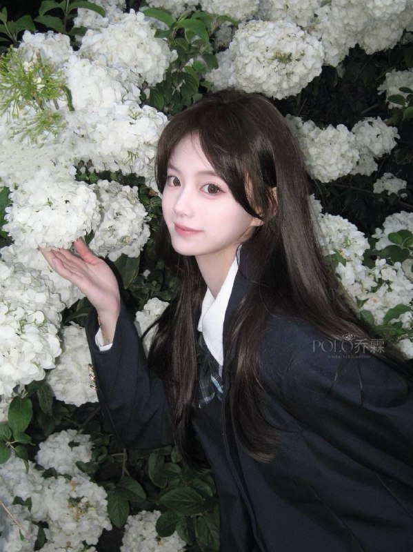 重慶𝐏𝐎𝐋𝐎𝐐𝐈𝐀𝐎𝐋𝐈𝐍🏠𝟎𝟑 𝟏𝟕𝟎 純天然·極品古典舞蹈系校花天然脱俗 全身白净 不染尘垢仙气十足 愛好书畫 古典芭蕾（平時兼职 實力擅大）