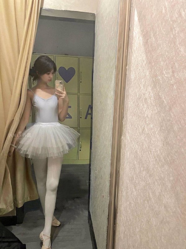重慶𝐏𝐎𝐋𝐎𝐐𝐈𝐀𝐎𝐋𝐈𝐍🏠𝟎𝟑 𝟏𝟕𝟎 純天然·極品古典舞蹈系校花天然脱俗 全身白净 不染尘垢仙气十足 愛好书畫 古典芭蕾（平時兼职 實力擅大）