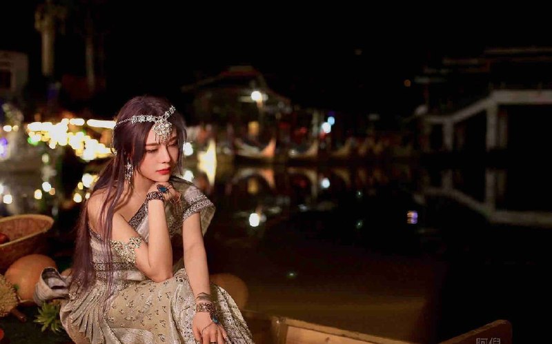 重庆凌霄🏠05身高：170体重：92胸围：C纯天然无整❤️可爱到爆表，像极了初恋般的甜蜜皮肤白皙 气质优雅