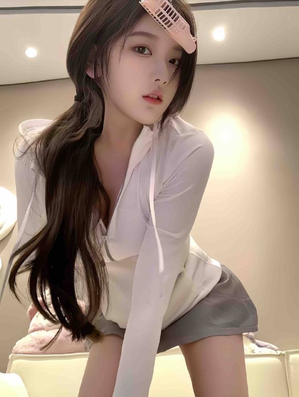 第一次下水、超级高级素质超高、温柔体贴、不事妈、不机车、主动大方得体￼身高171cm、天然真实🐻d、皮肤特别白、吹弹可破、纯兼职！