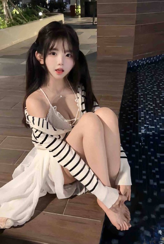 高素质纯圈外兼职💎𝙏𝙝𝙖𝙣𝙠 𝙮𝙤𝙪 •𝘽𝙤𝙨𝙨💎·净足170天然D神仙颜值 极品白纯05年· 日常健身 全身紧实 超长🦵• 牛奶雪白肌 服务一级棒• 脾气超好待k如男友