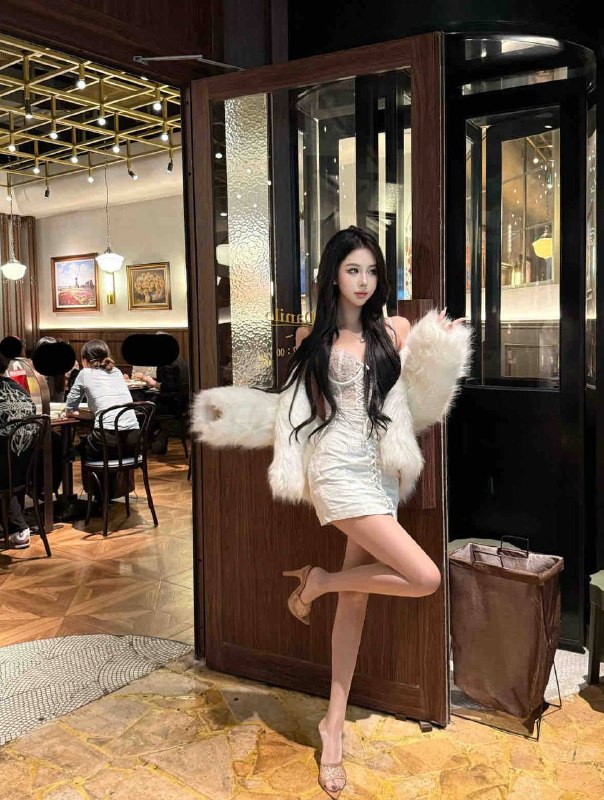 H𝐞𝐢𝐠𝐡𝐭身高/173• 𝐀𝐠𝐞年龄/05年.  Weight/体重  95• 𝐁𝐮𝐬𝐭胸围/ D刚破C❤️↓氵 兼职笔直长腿     吹弹可破温柔听话   不催不事   待客温柔如初恋S身材 皮肤雪白 性格温柔 来一场女友式的体验